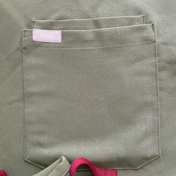 Figs Scrub Set - Picture 3 of 5